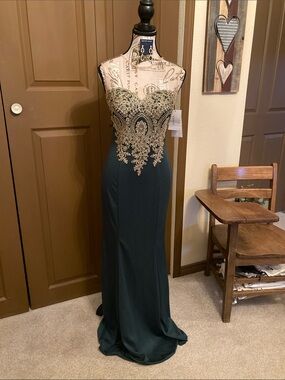 Babyonline Dress/Gown Emerald Green & Gold with Saks Fifth Avenue Earrings NWT
